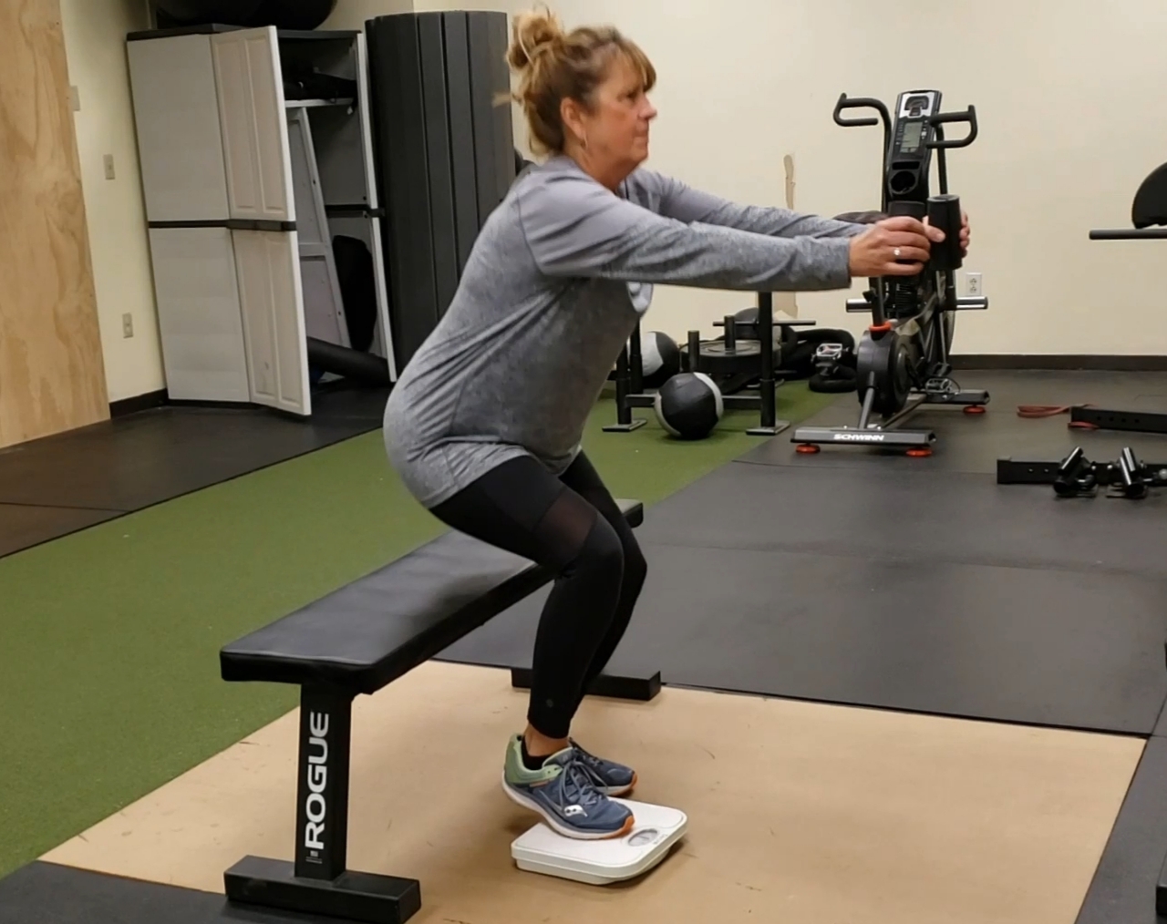 Using The Scale During Unilateral Movements